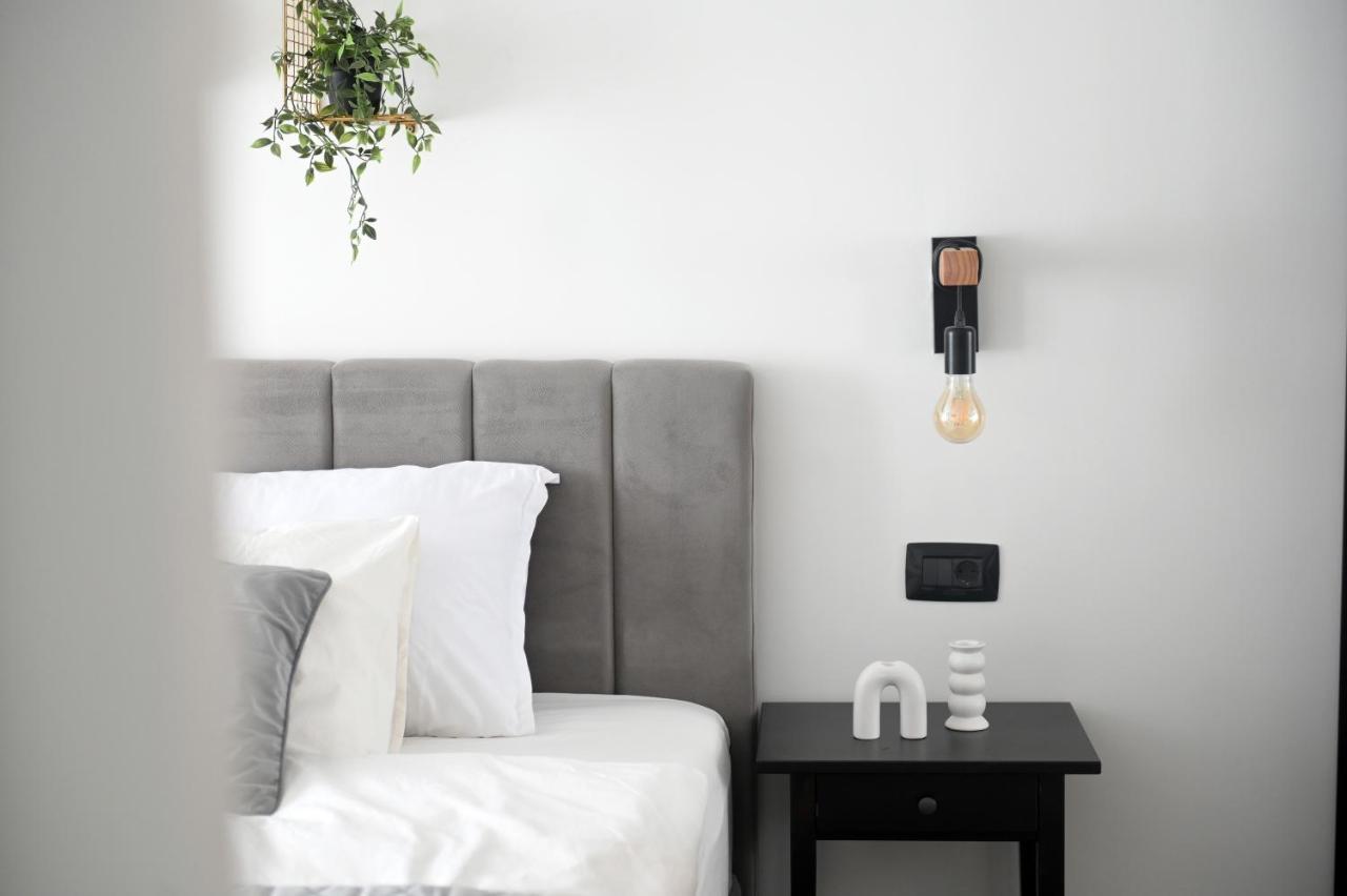 Aura Exclusive Apartment & Room Zara Esterno foto