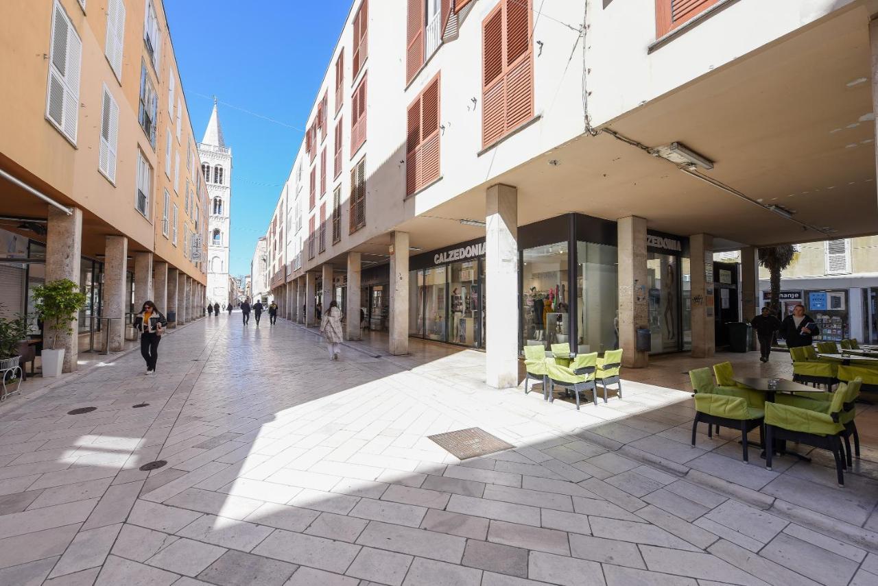 Aura Exclusive Apartment & Room Zara Esterno foto